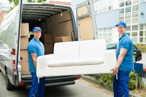 Local house movers handling a residential move in Cubitttown