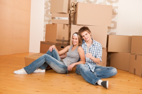 Professional packing services for a home move in Cubitttown