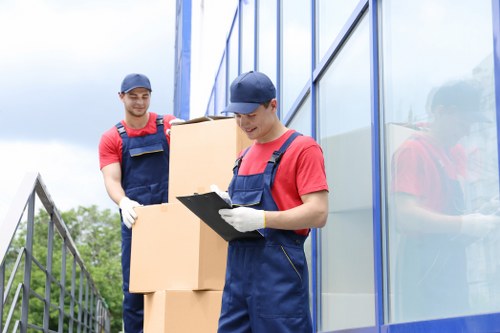 Customer complaint review for a man with van service