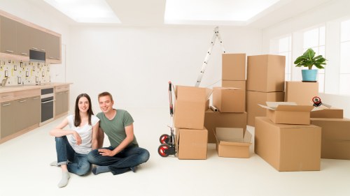 Cubic-yard estimate for a flat move in Cubitt Town