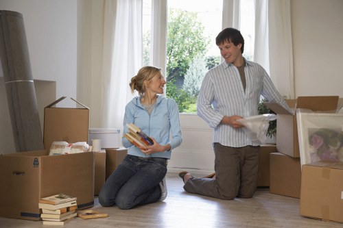 Careful moving support for flats and houses in Cubitttown