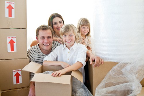 Flexible moving and storage support for customers in Cubitttown